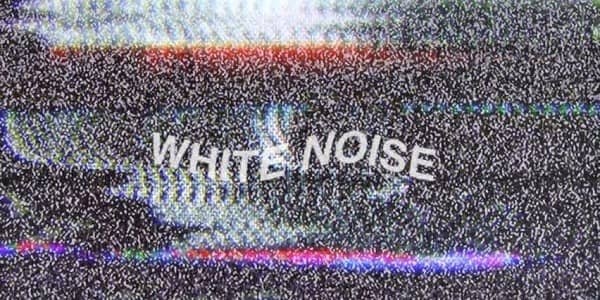 What to expect from newborn in First month - White noise